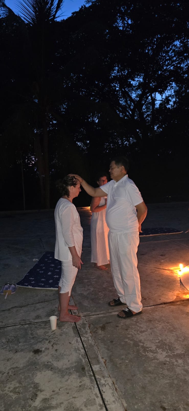 Momento di benedizione e pratica spirituale con il maestro Joseph